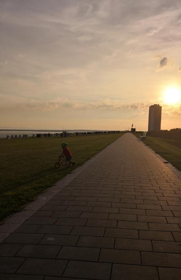 Ferienwohnung Fuer Grosse Familien Im Haus Akunak Büsum Kültér fotó